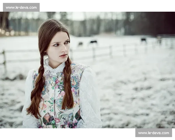 贝碧嘉：从温婉的艺术气质到独立女性形象的多重转变