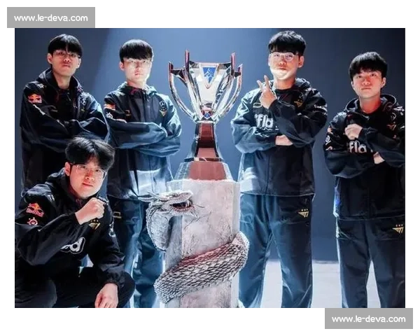 青春无悔，赛场飞扬！S13赛季LPL选手们的故事