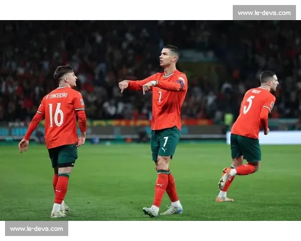 葡萄牙队战术解析:后防线漏洞还是铜墙铁壁媒体众说纷纭!