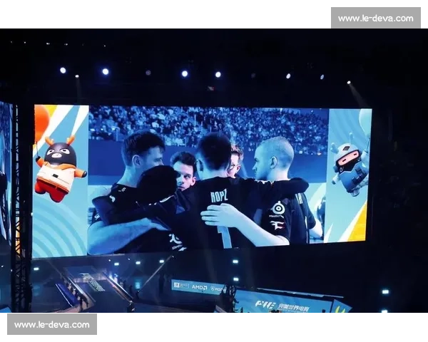 热血沸腾!回顾那些年,我们一起追过的电竞比赛! 热血沸腾!回顾那些年,我们一起追过的电竞比赛!